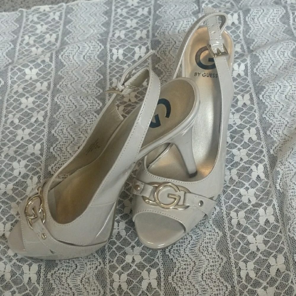 Guess women shoes